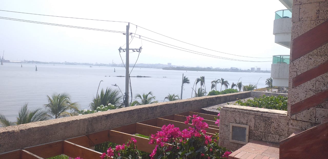 APARTAMENTO AMBOLADO EN VENTA CASTILLOGRANDE- CARTAGENA