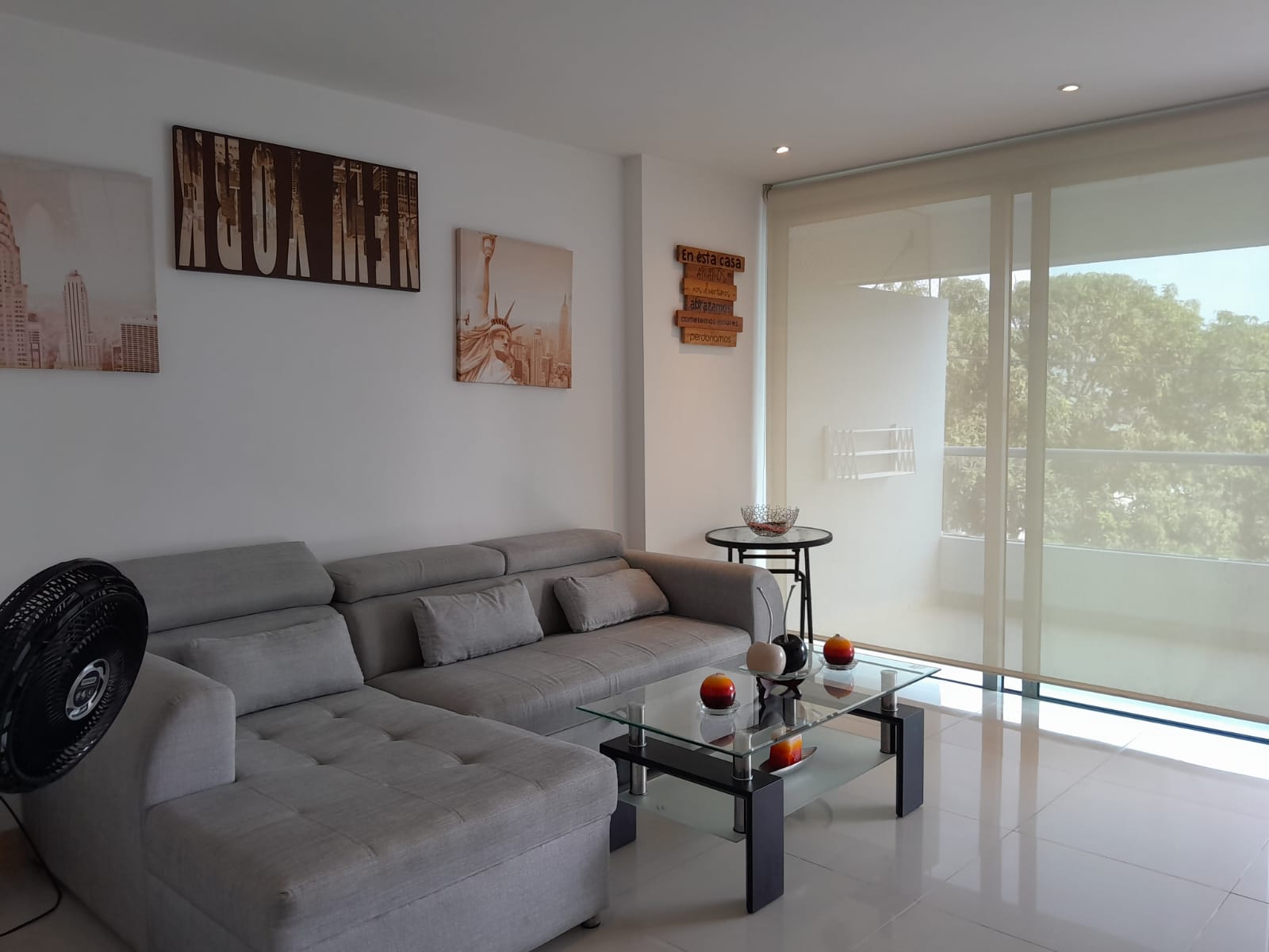 APARTAMENTO AMOBLADO EN ARRIENDO CRESPO - CARTAGENA