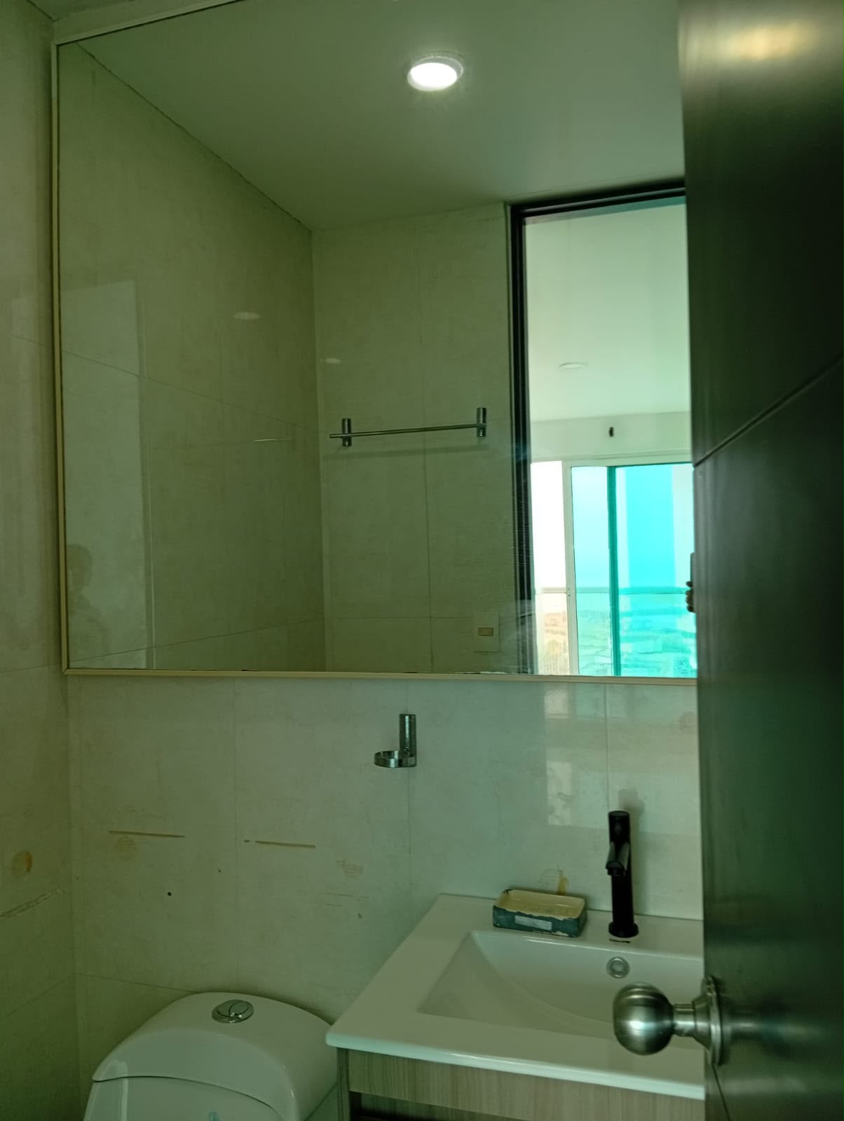 ARRIENDO APARTAMENTO CRESPO- CARTAGENA