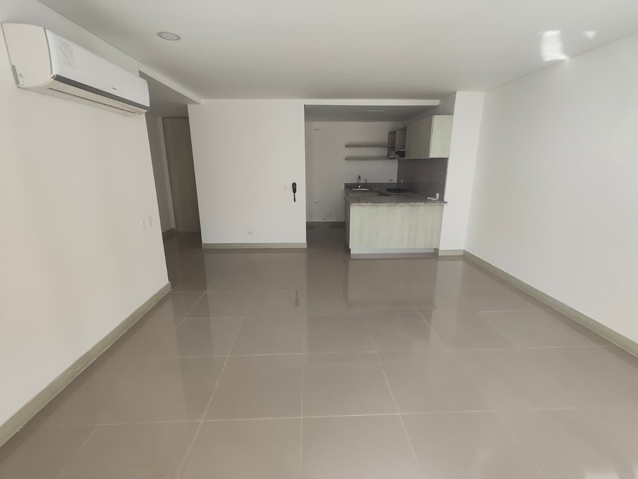 APARTAMENTO EN ARRIENDO EN MANGA - CARTAGENA