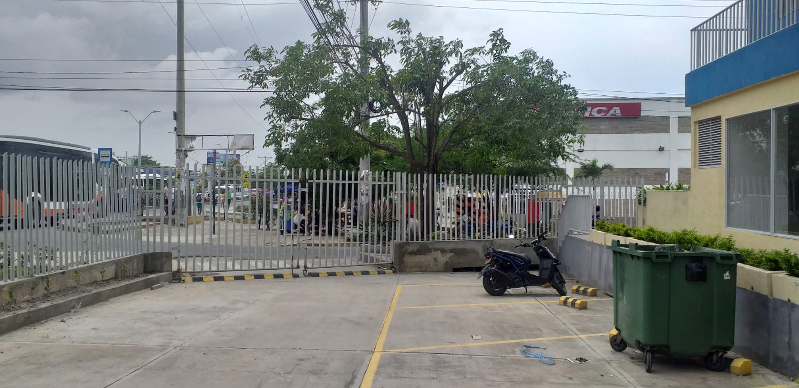 LOCAL EN VENTA VILLAS DE LA CANDELARIA  - CARTAGENA