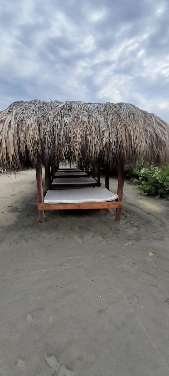 Lote en Condominio Privado Con Vista a la Playa. Venpermuto