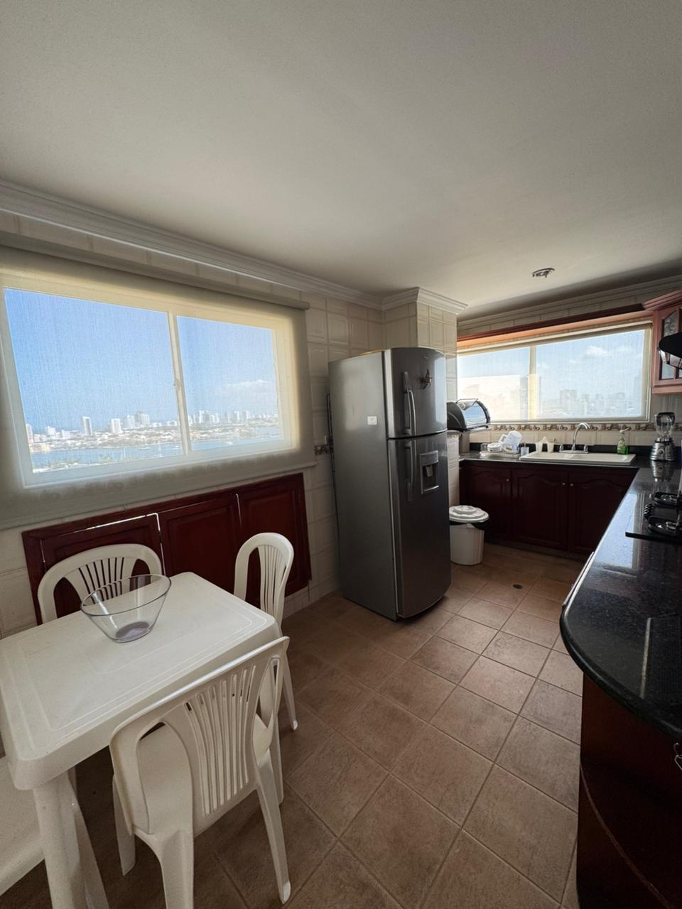 APARTAMENTO AMOBLADO EN ARRIENDO BOCAGRANDE - CARTAGENA