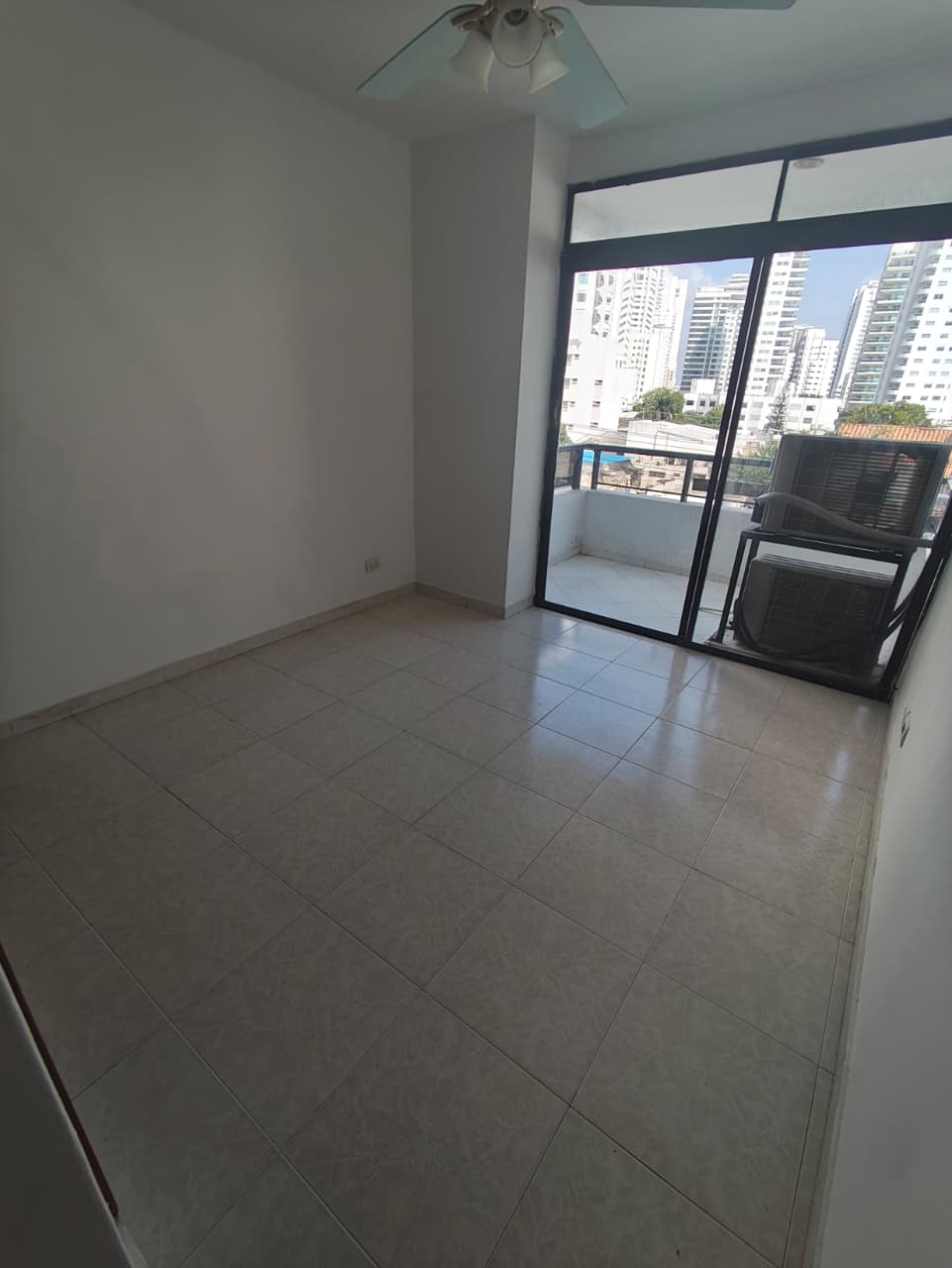 APARTAMENTO EN ARRIENDO BOCAGRANDE - CARTAGENA