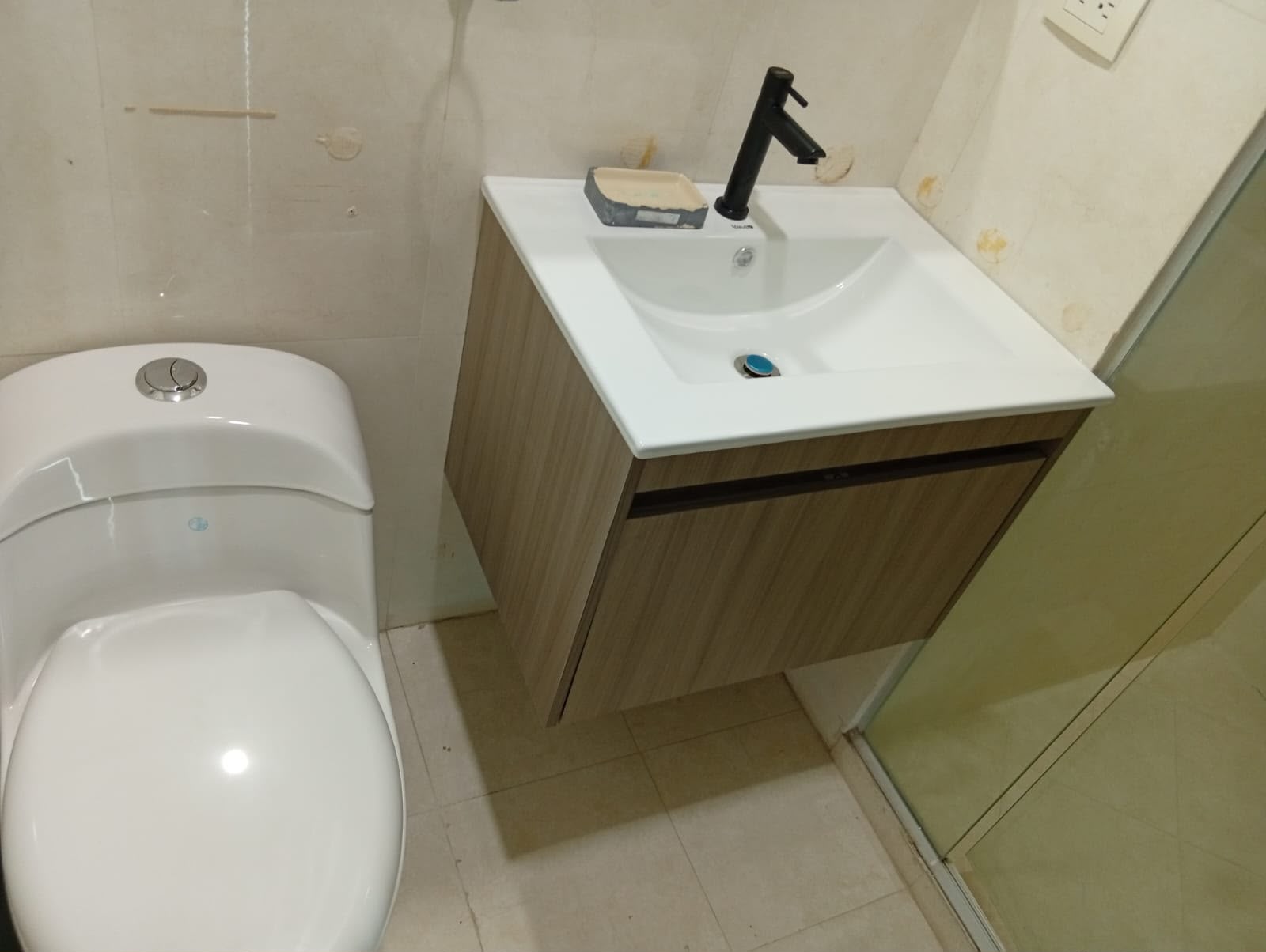 ARRIENDO APARTAMENTO CRESPO- CARTAGENA