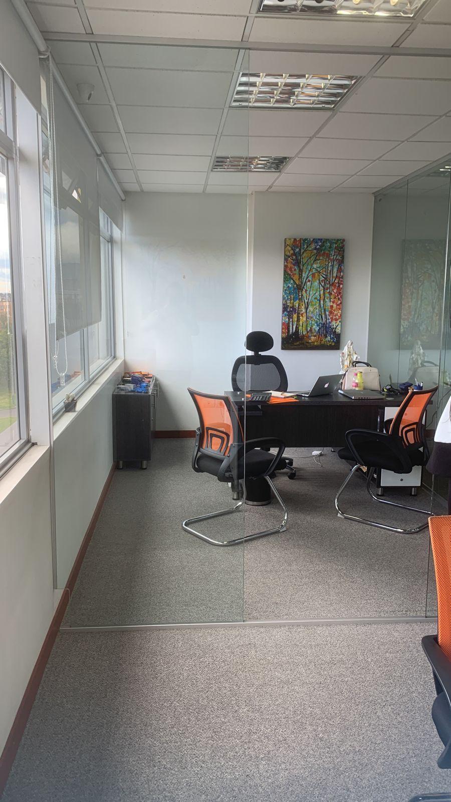 OFICINA EN ARRIENDO  BOGOTA - COLOMBIA