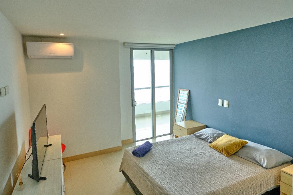 APARTAMENTO EN VENTA, CRESPO - CARTAGENA