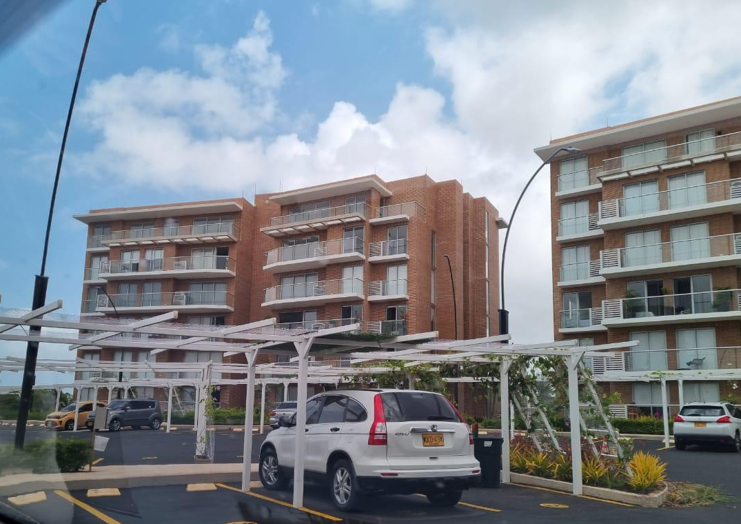 EN VENTA APARTAMENTO EN SERENA DEL MAR - CARTAGENA