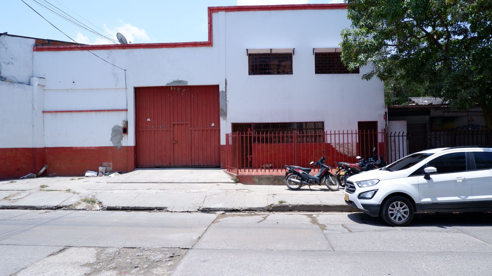BODEGA  EN VENTA SAN ISIDRO - CARTAGENA