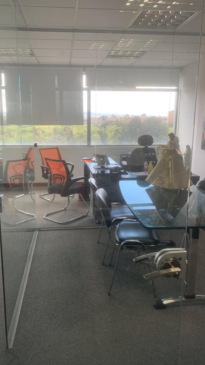 OFICINA EN ARRIENDO  BOGOTA - COLOMBIA