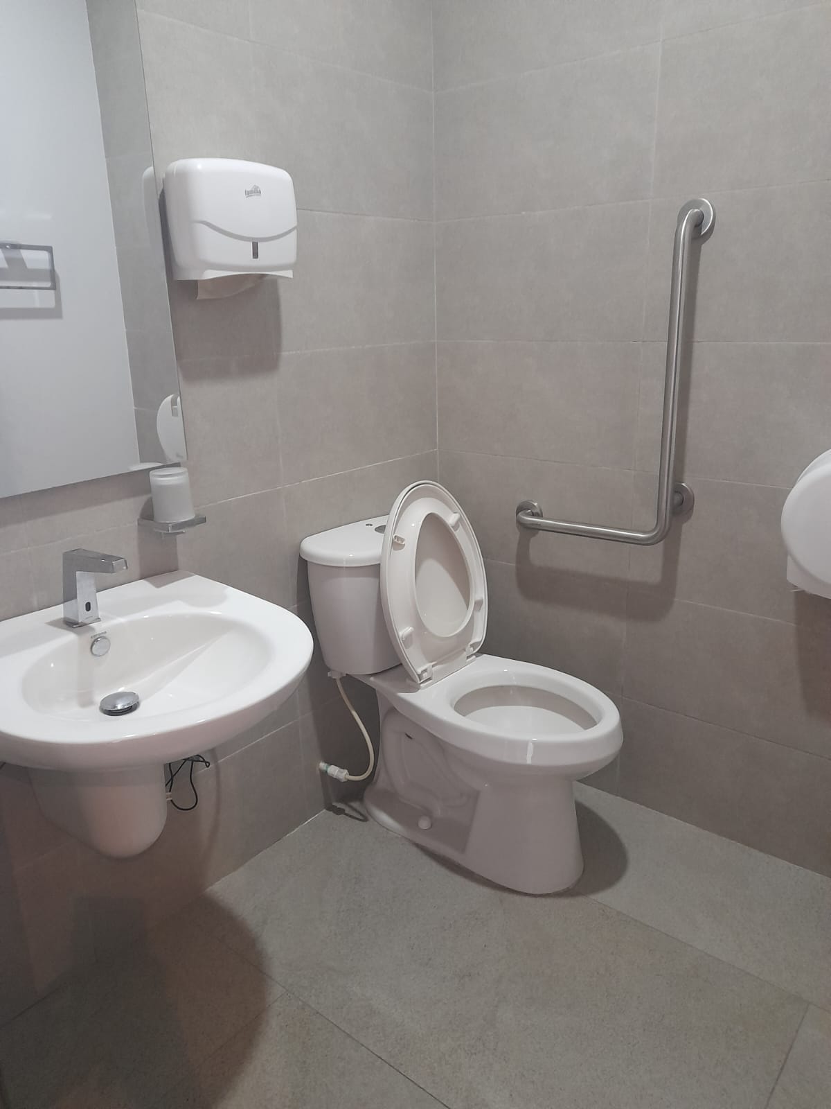 OFICINA EN ARRIENDO BOCAGRANDE - CARTAGENA