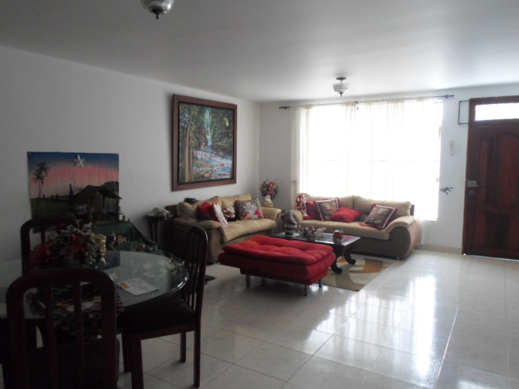 Cartagena Venta de Casa Alto Bosque