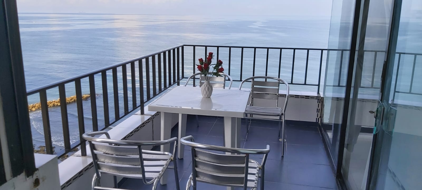 APARTAMENTO AMOBLADO EN VENTA BOCAGRANDE - CARTAGENA