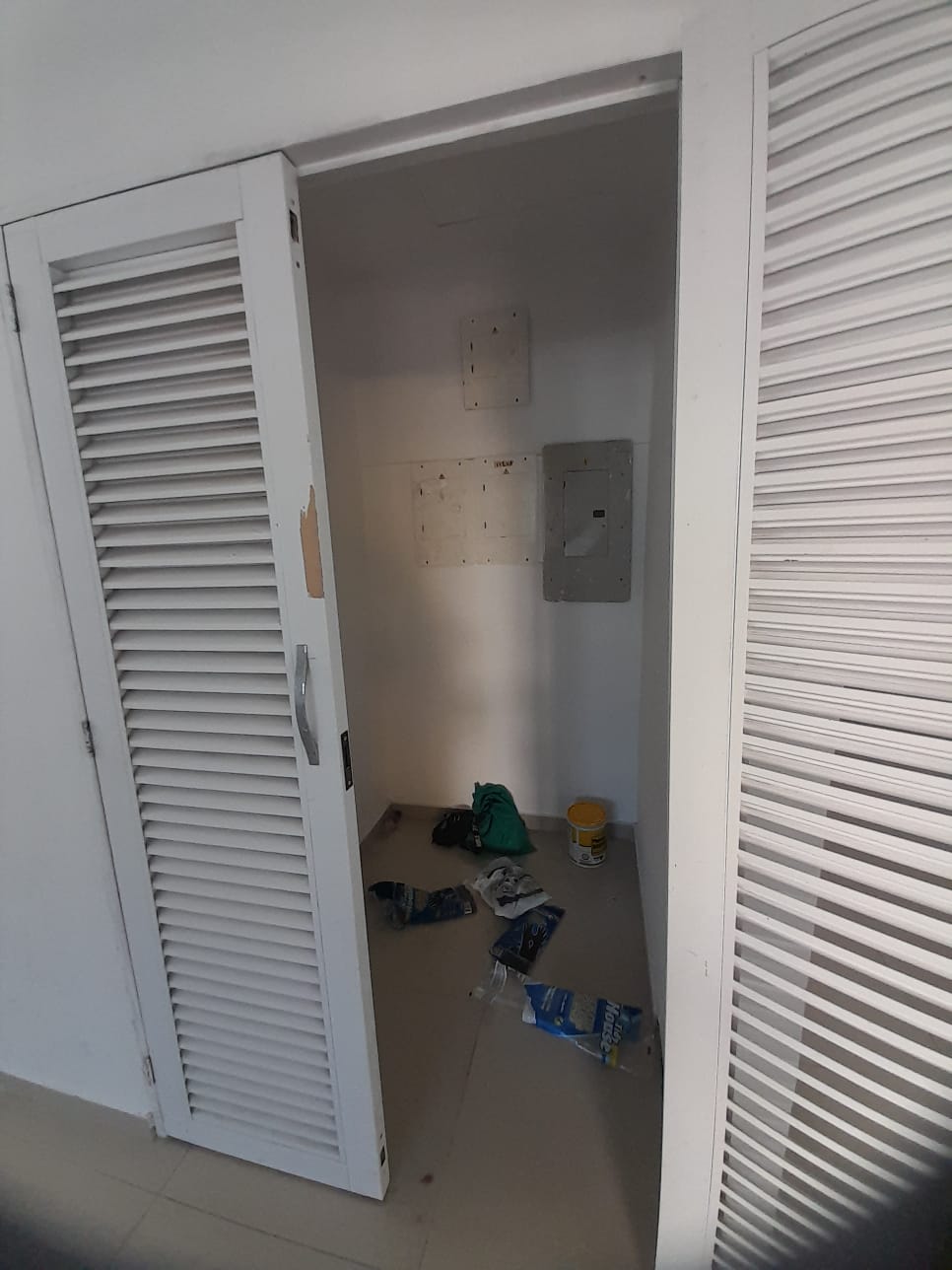 LOCAL EN VENTA, CEBALLOS - CARTAGENA