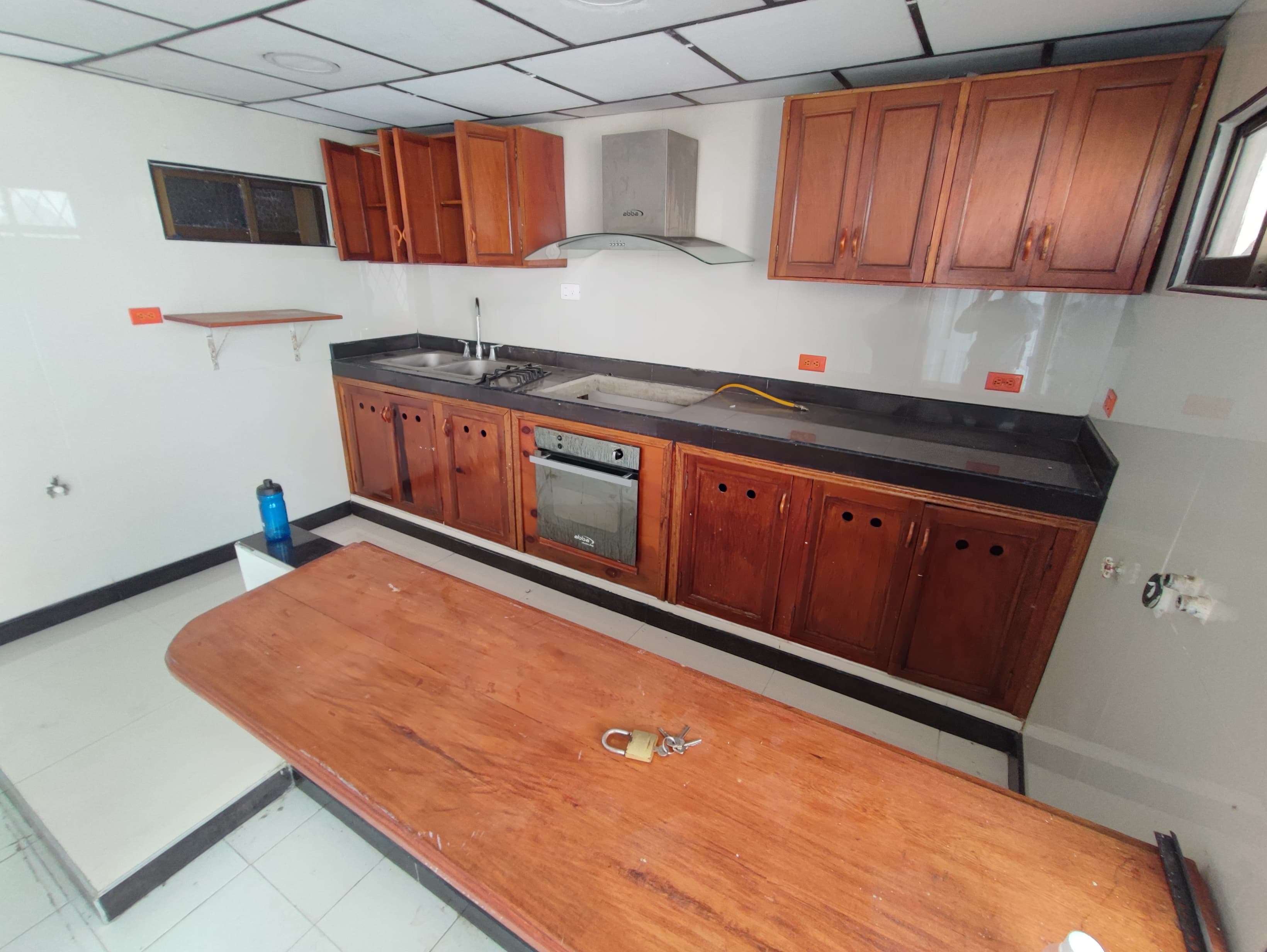 CASA EN VENTA SAN FERNANDO - CARTAGENA