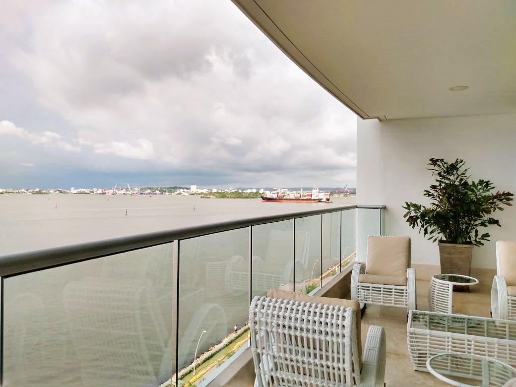 APARTAMENTO EN VENTA CASTILLOGRANDE - CARTAGENA