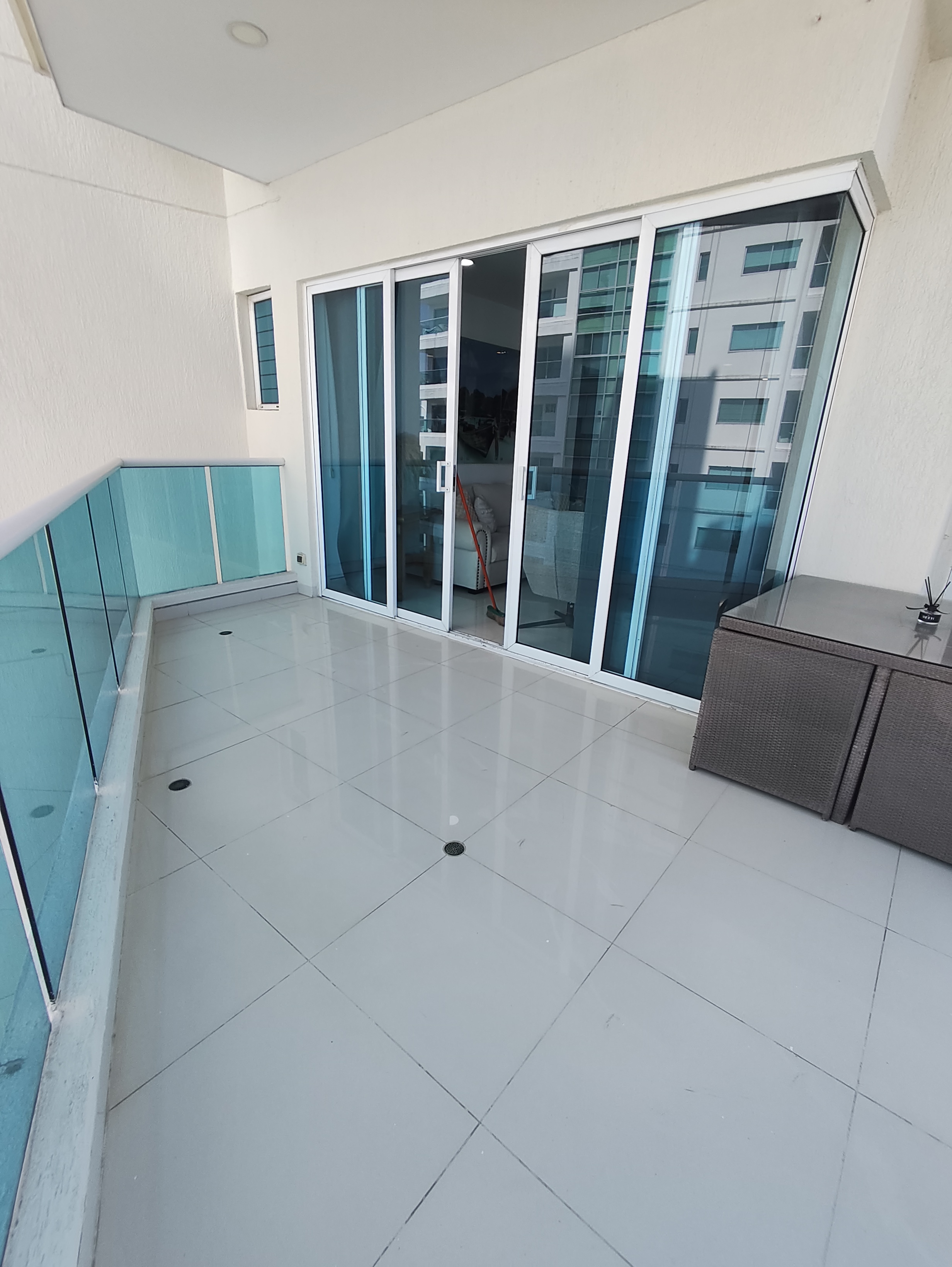 APARTAMENTO AMOBLADO EN ARRIENDO CASTILLOGRANDE - CARTAGENA