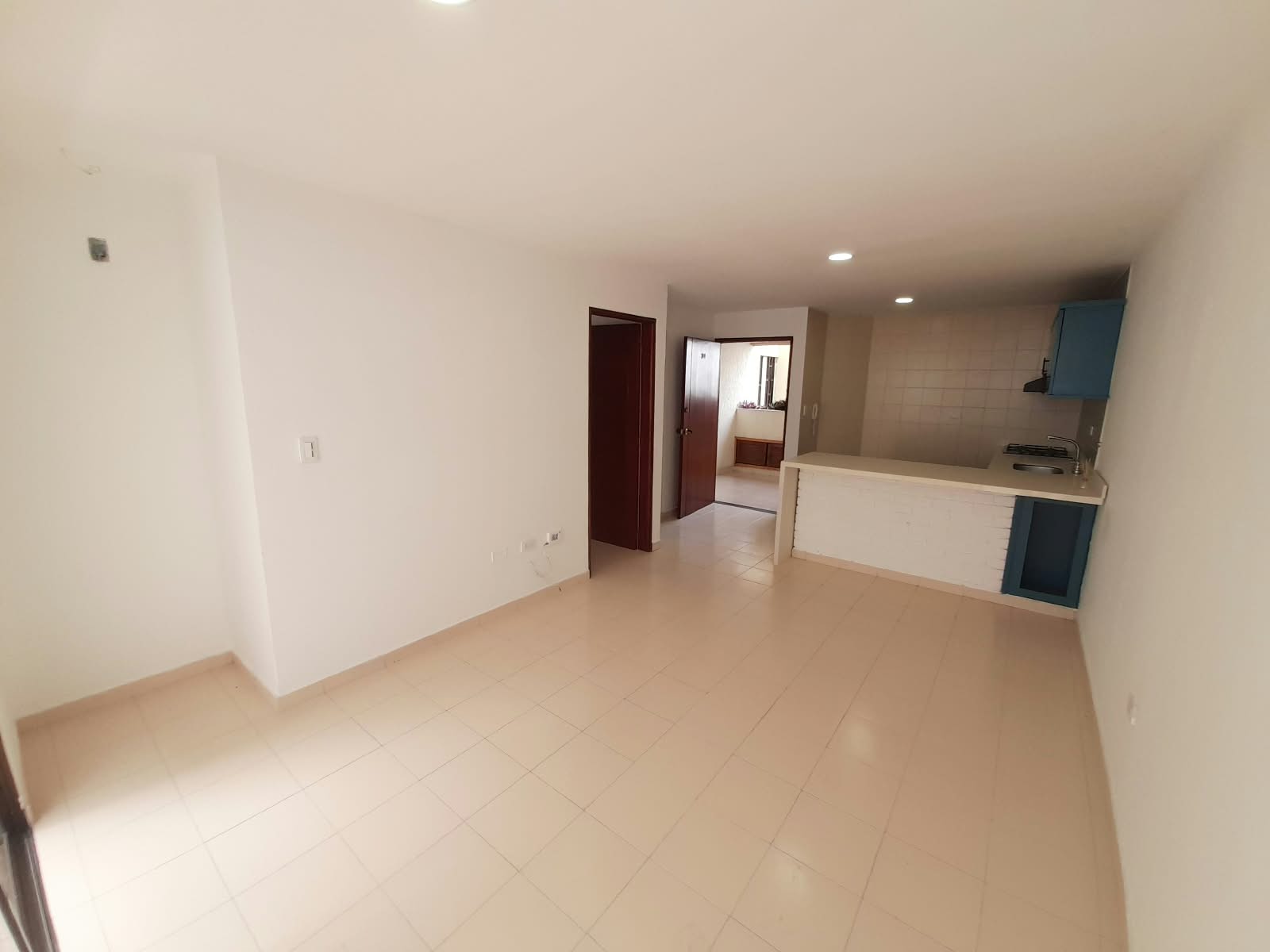 EN ARRIENDO APARTAESTUDIO EN CRESPO - CARTAGENA