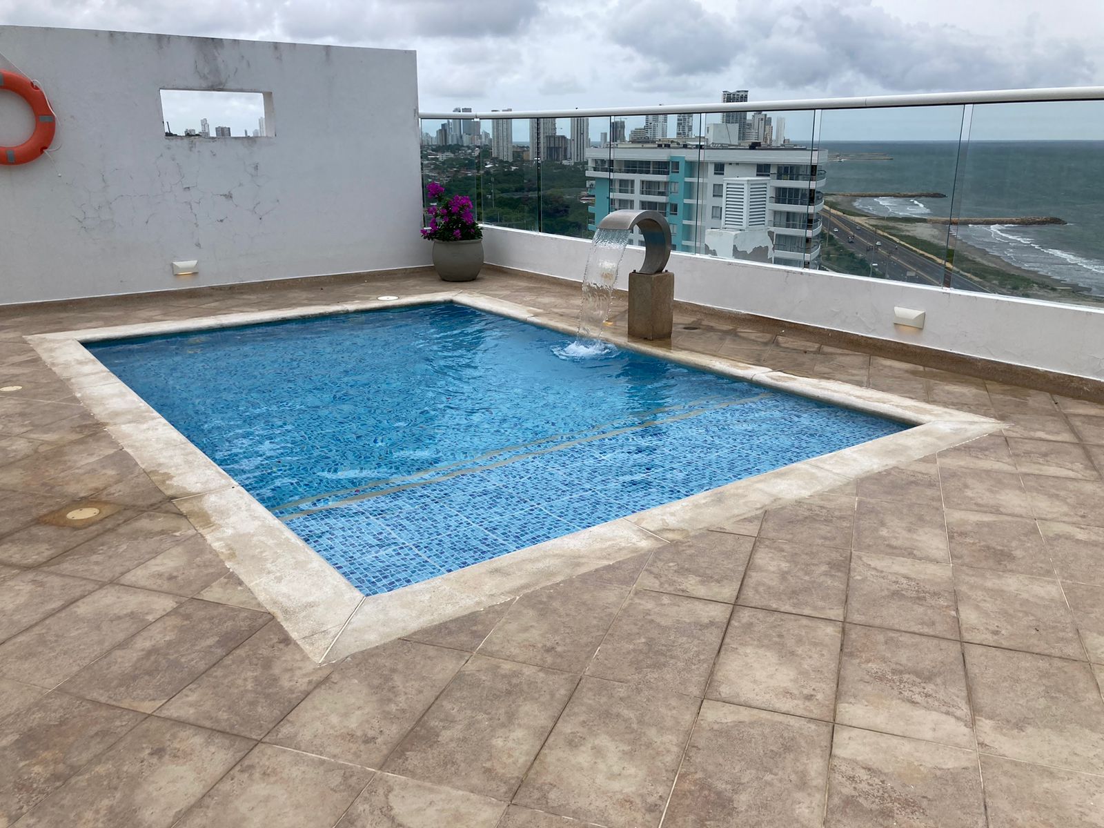 APARTAMENTO EN ARRIENDO AMOBLADO , CRESPO - CARTAGENA