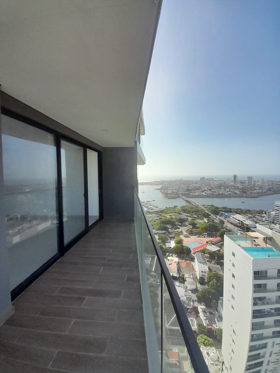 Apartamento para Arriendo en Manga Cartagena