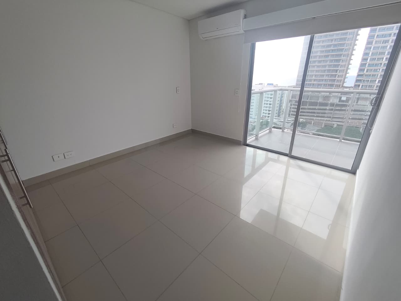 APARTAMENTO EN ARRIENDO BOCAGRANDE - CARTAGENA