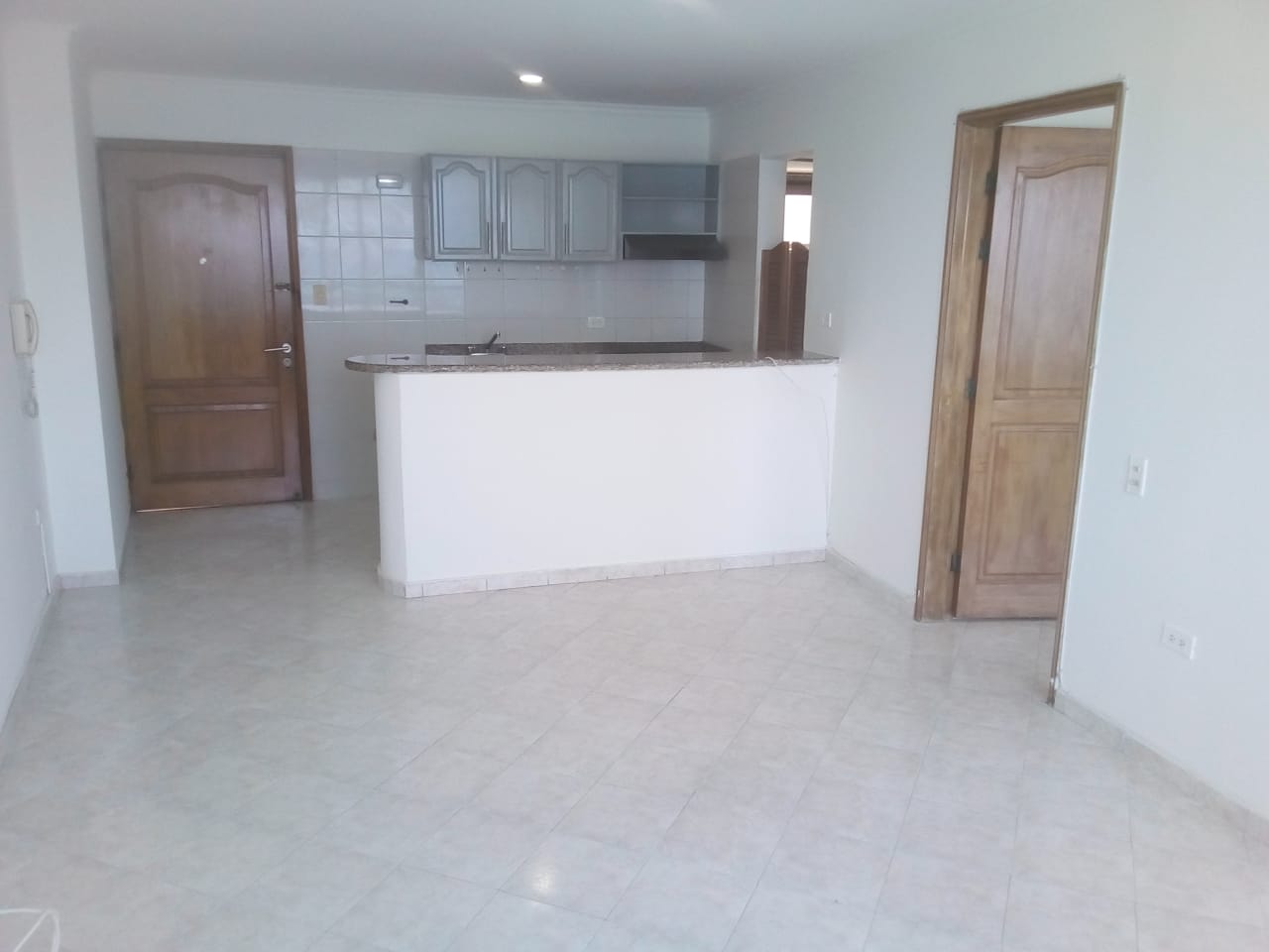 APARTAMENTO EN ARRIENDO MARBELLA - CARTAGENA