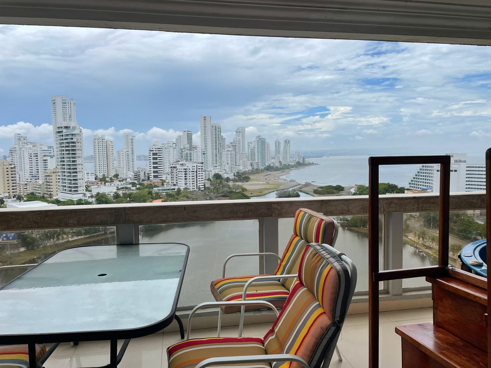 PENTHOUSE EN VENTA  EL LAGUITO - CARTAGENA