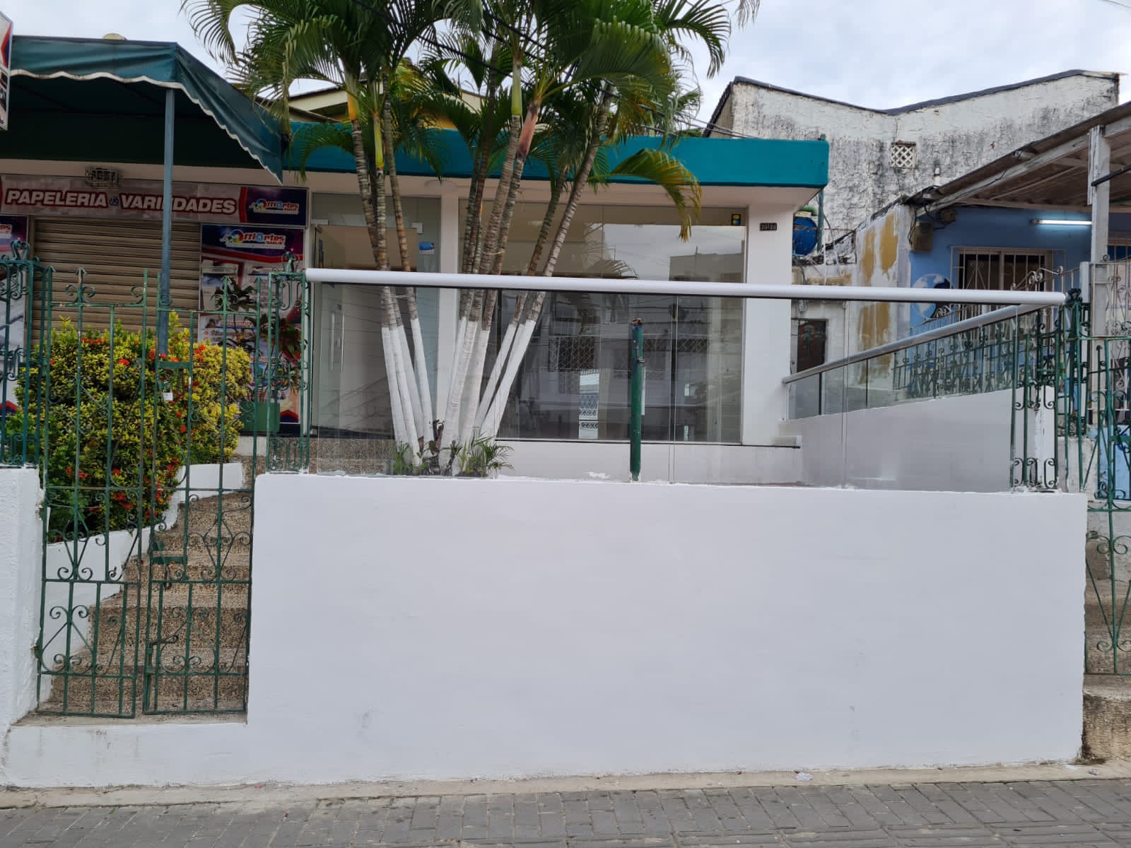 VENDO CASA EN AMBERES - CARTAGENA