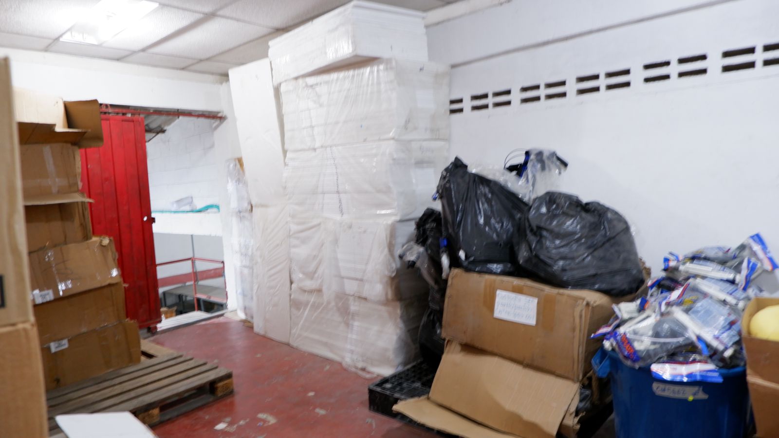 BODEGA  EN VENTA SAN ISIDRO - CARTAGENA