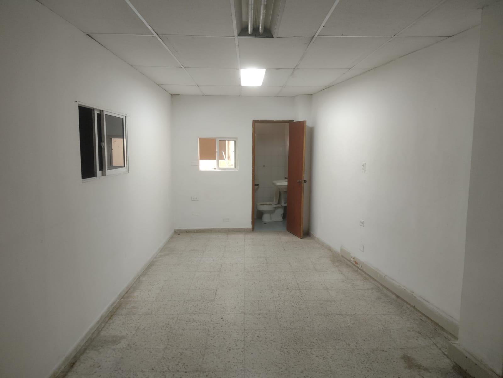 CARTAGENA VENTA DE BODEGA BOSQUE