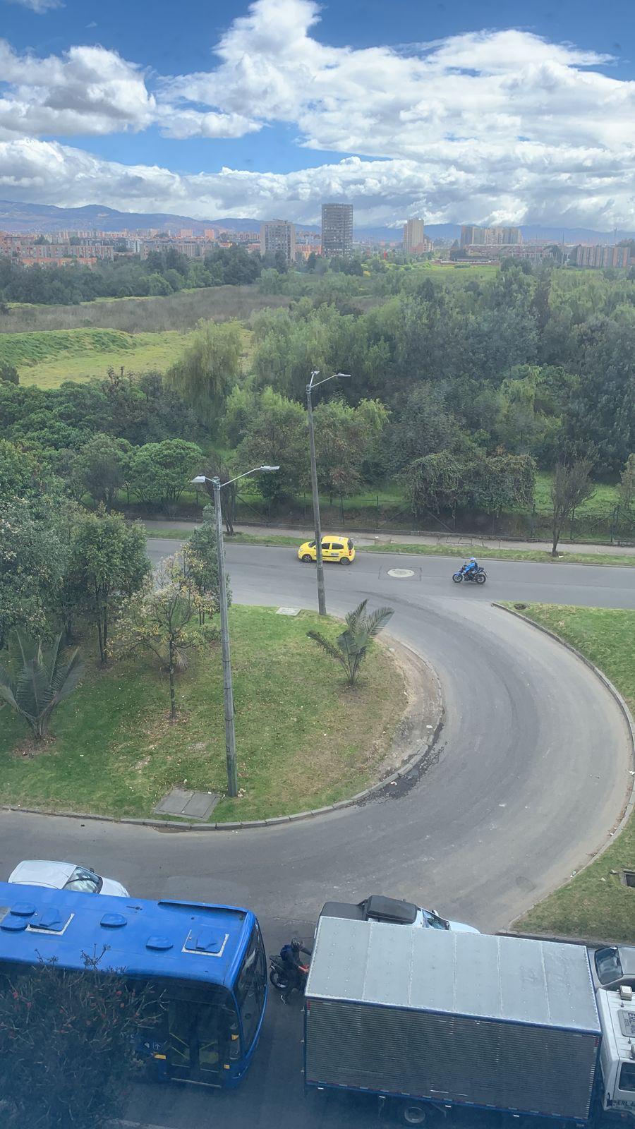 OFICINA EN ARRIENDO  BOGOTA - COLOMBIA