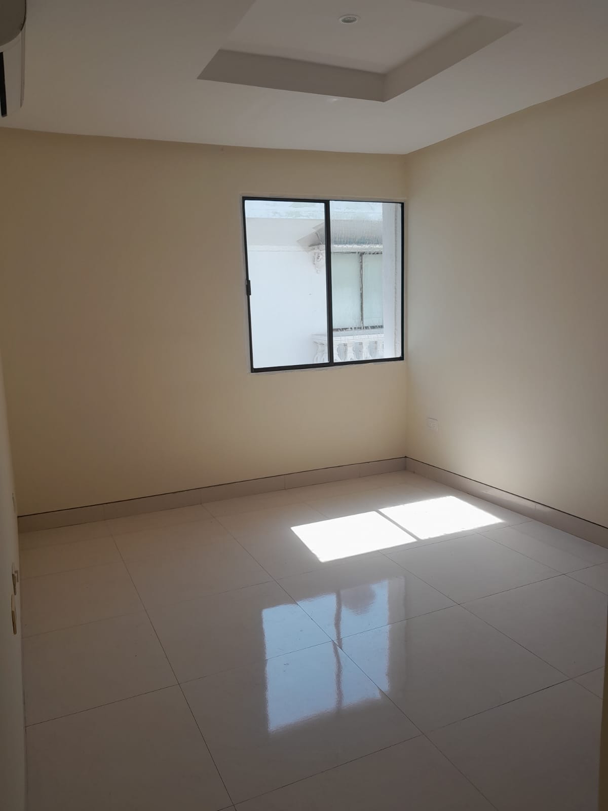 CASA EN ARRIENDO  MANGA - CARTAGENA
