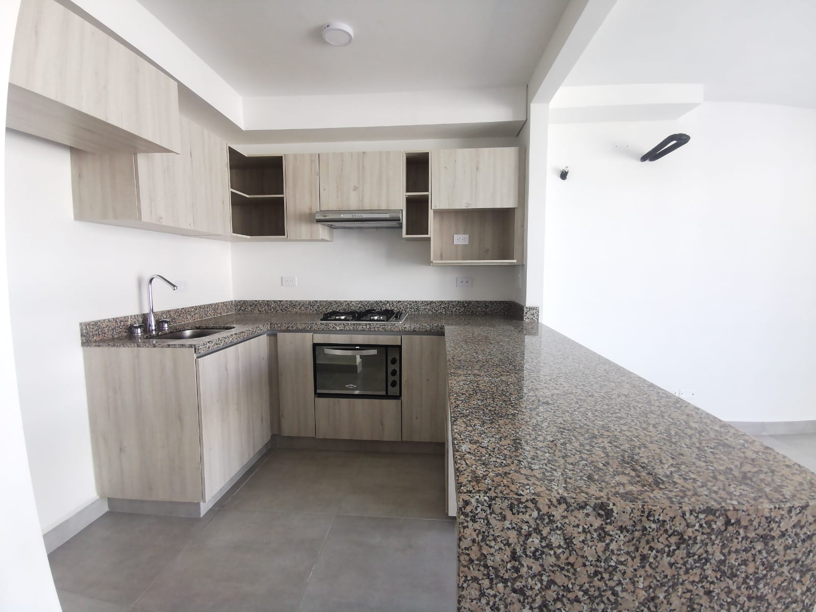 APARTAMENTO EN ARRIENDO EN SERENA DEL MAR - CARTAGENA