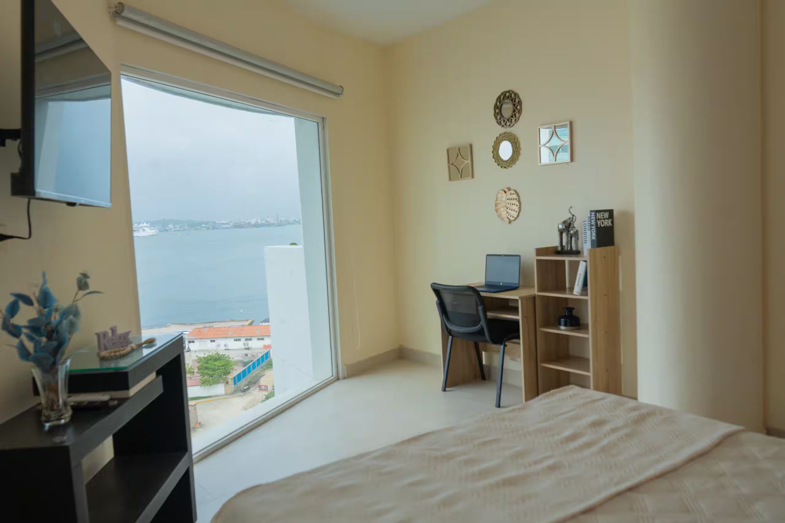 APARTAMENTO AMOBLADO EN ARRIENDO BOCAGRANDE - CARTAGENA