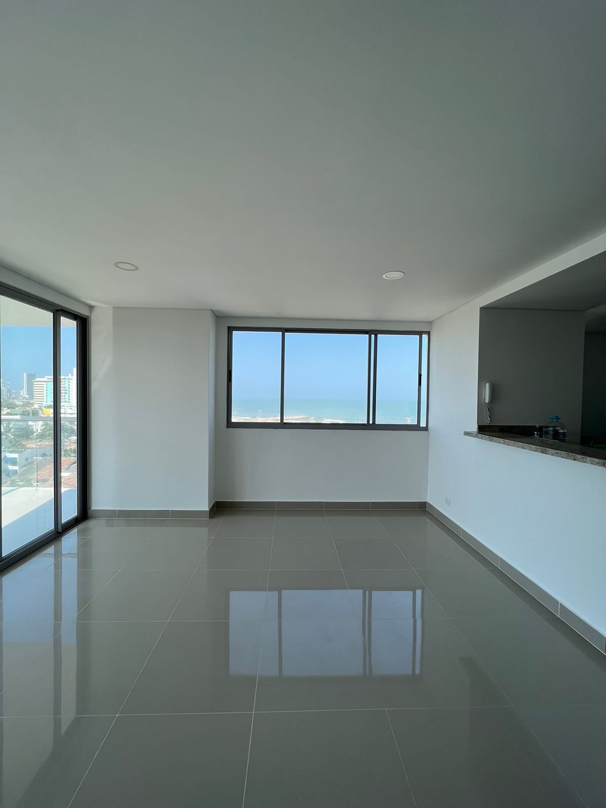 APARTAMENTO EN VENTA CRESPO - CARTAGENA