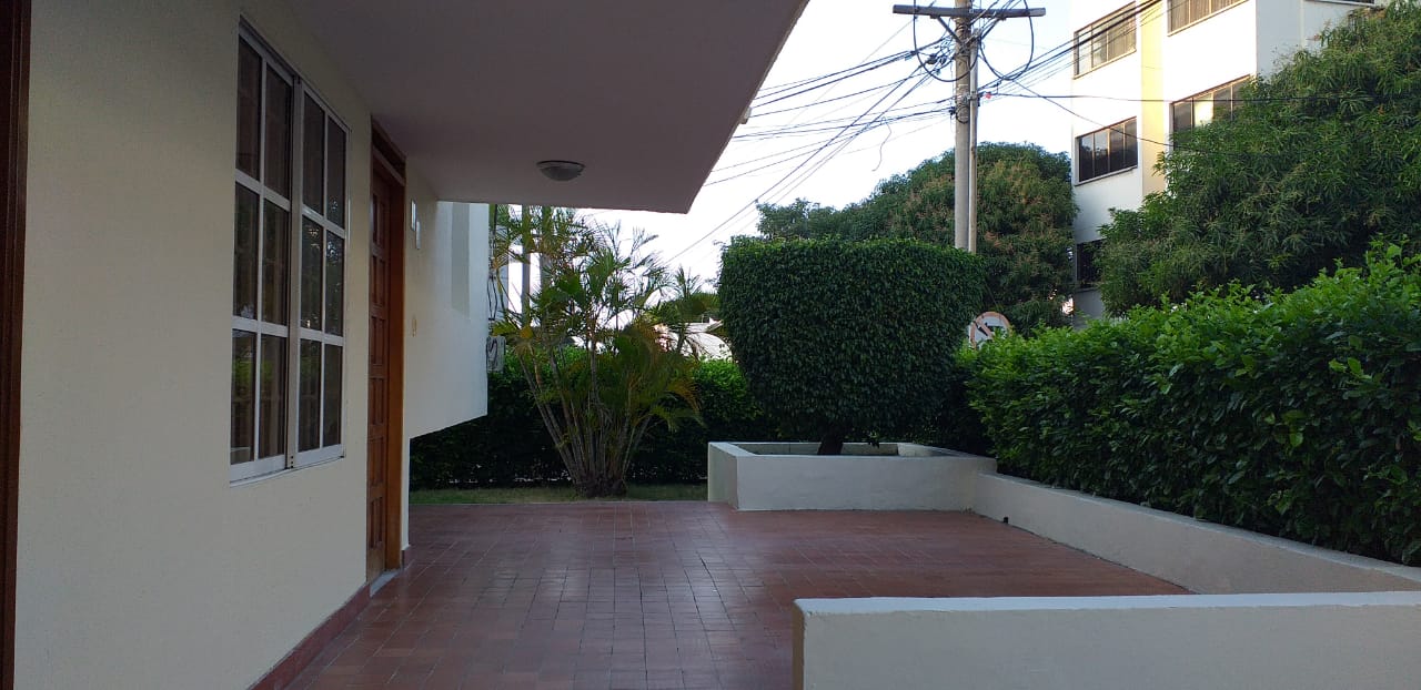 CASA EN VENTA MANGA  – CARTAGENA