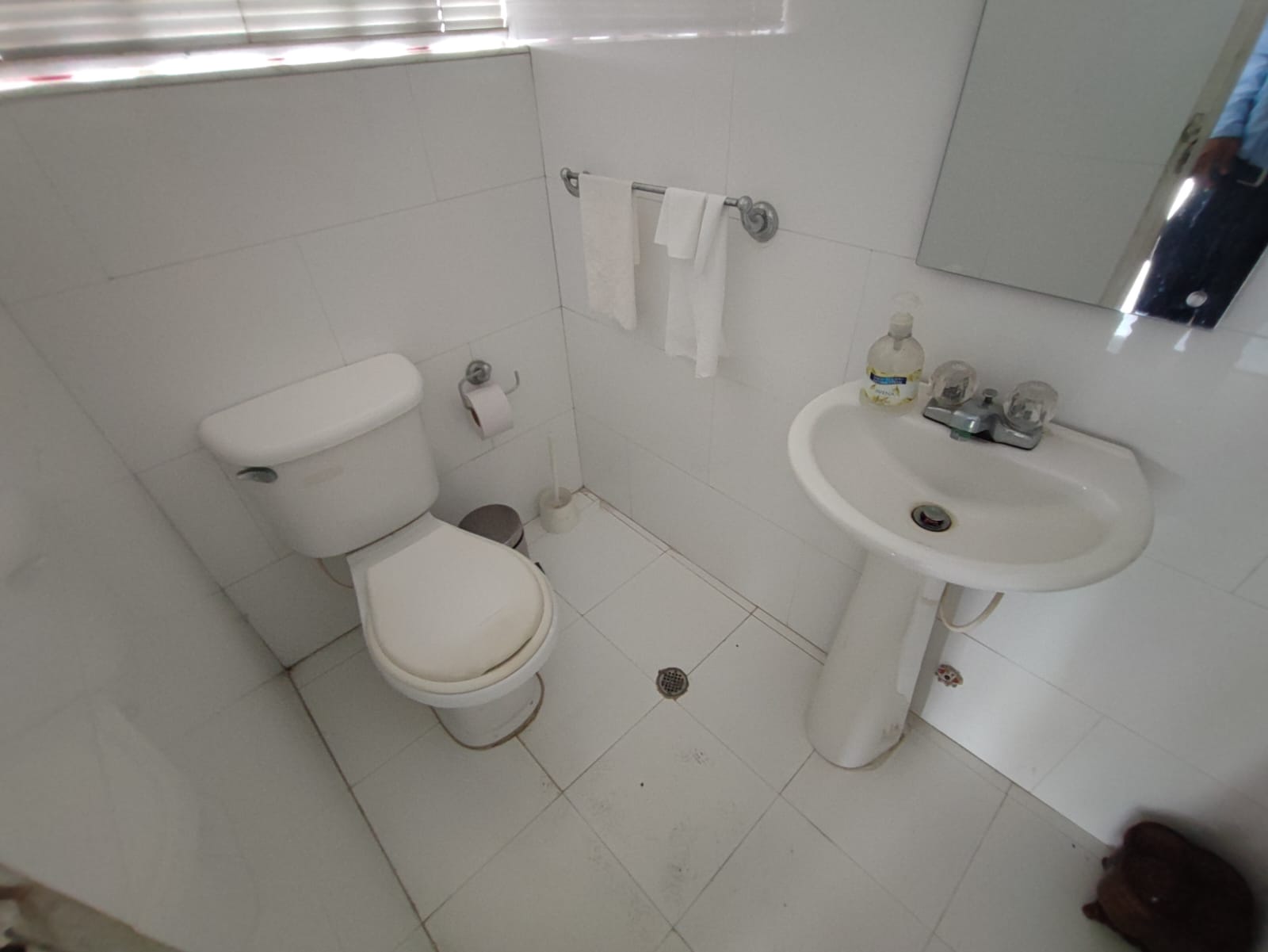 CASA COMERCIAL EN ARRIENDO MANGA  – CARTAGENA