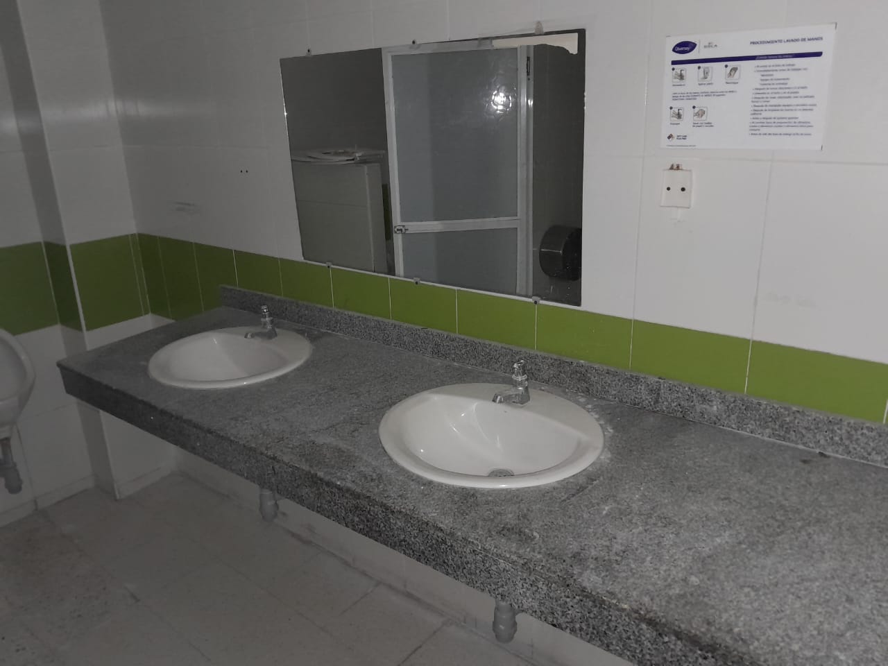 LOCAL EN ARRIENDO BOCAGRANDE - CARTAGENA