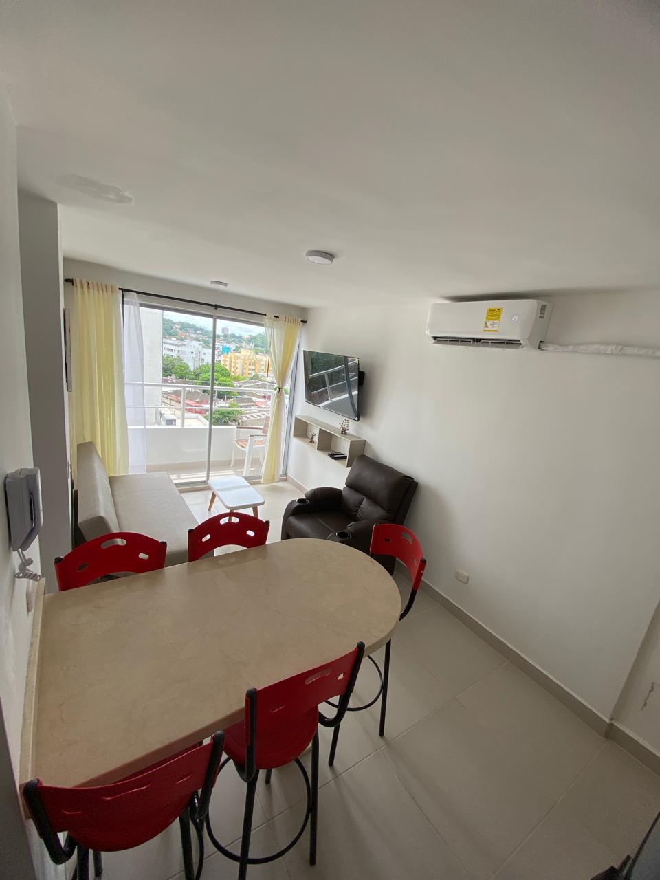 ARRIENDO APARTAMENTO AMOBLADO EN TORICES