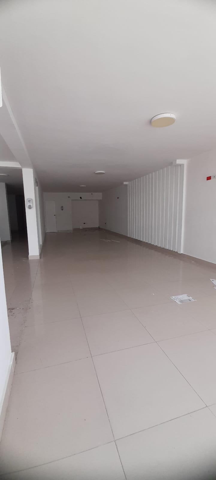 ARRIENDO LOCAL BOCAGRANDE