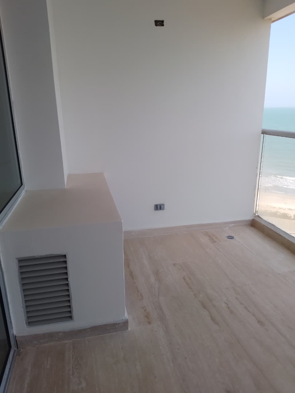 APARTAESTUDIO EN VENTA CRESPO - CARTAGENA