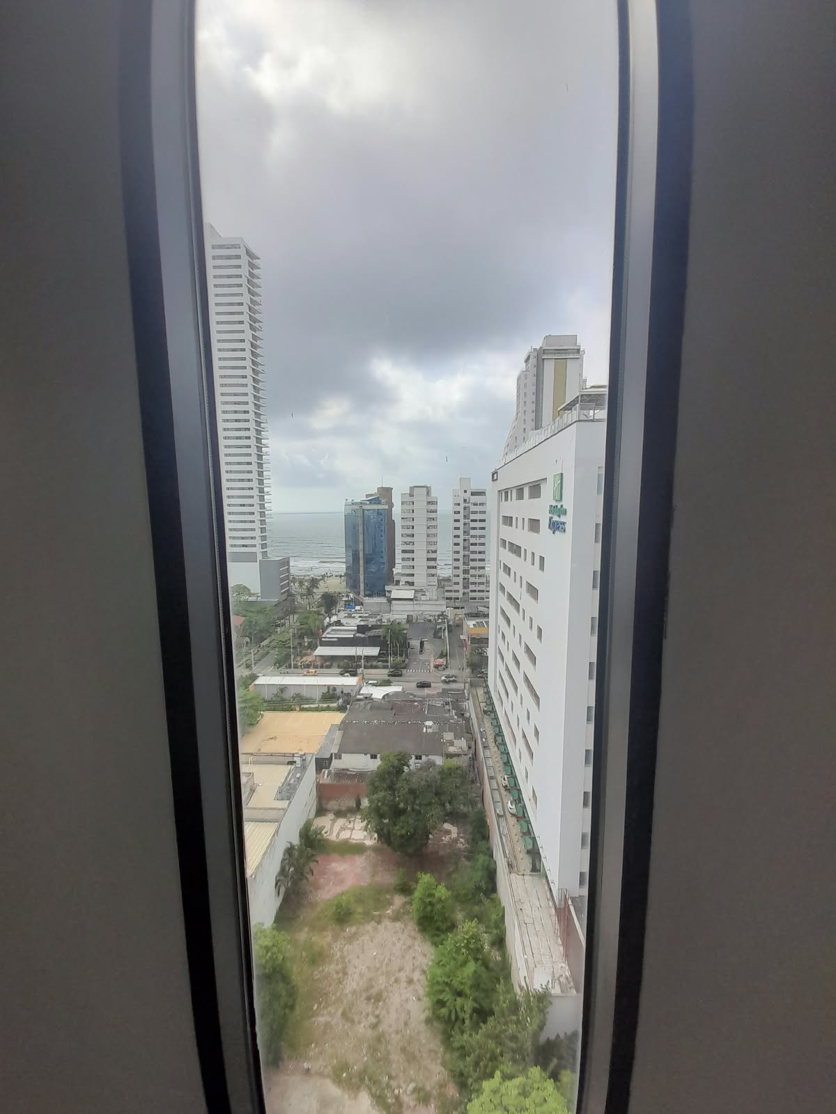 EN VENTA OFICINA BOCAGRANDE - CARTAGENA