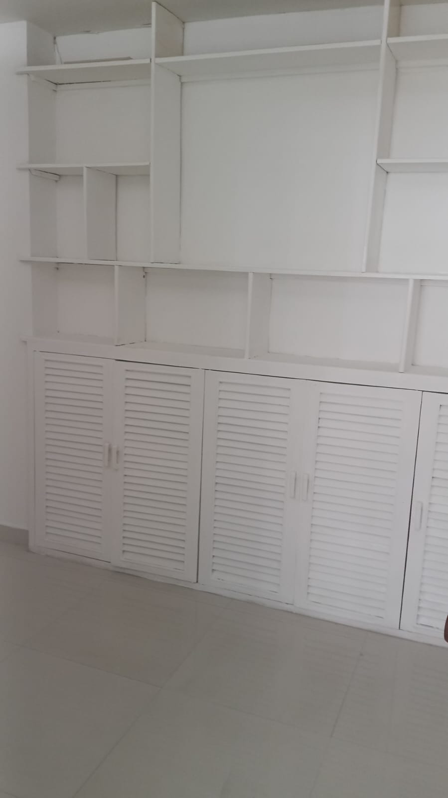 ARRIENDO CONSULTORIO EN BOCAGRANDE