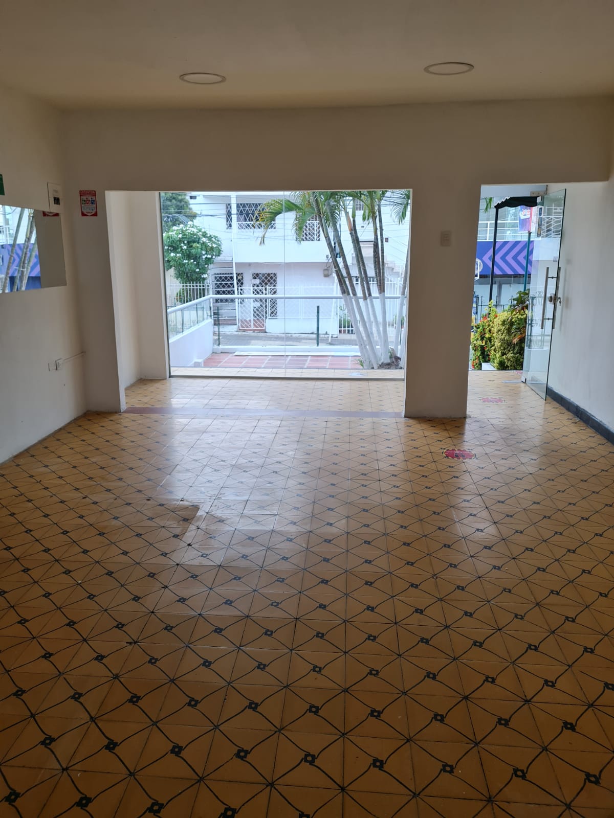 VENDO CASA EN AMBERES - CARTAGENA