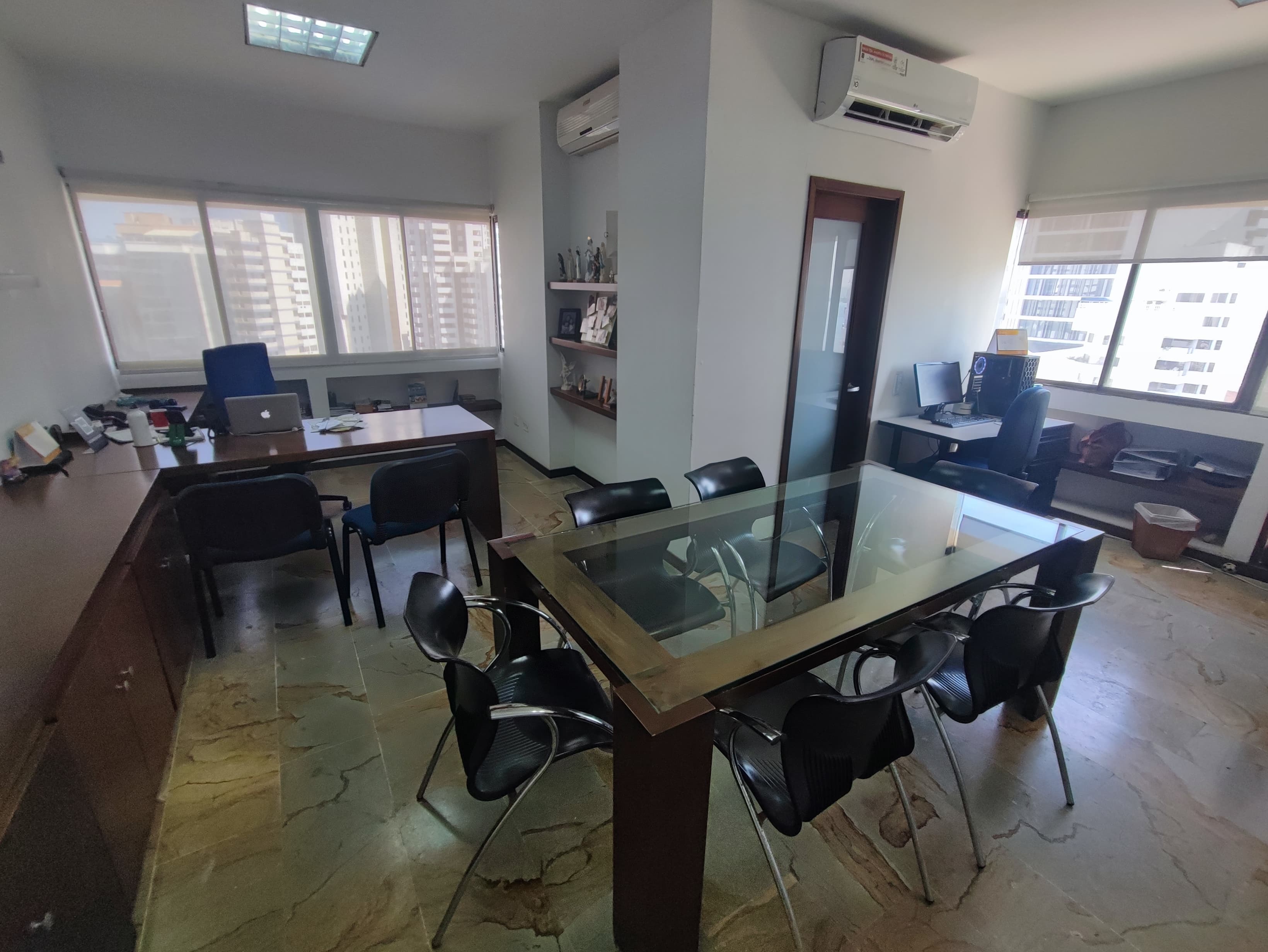 OFICINA  EN VENTA, BOCAGRANDE - CARTAGENA