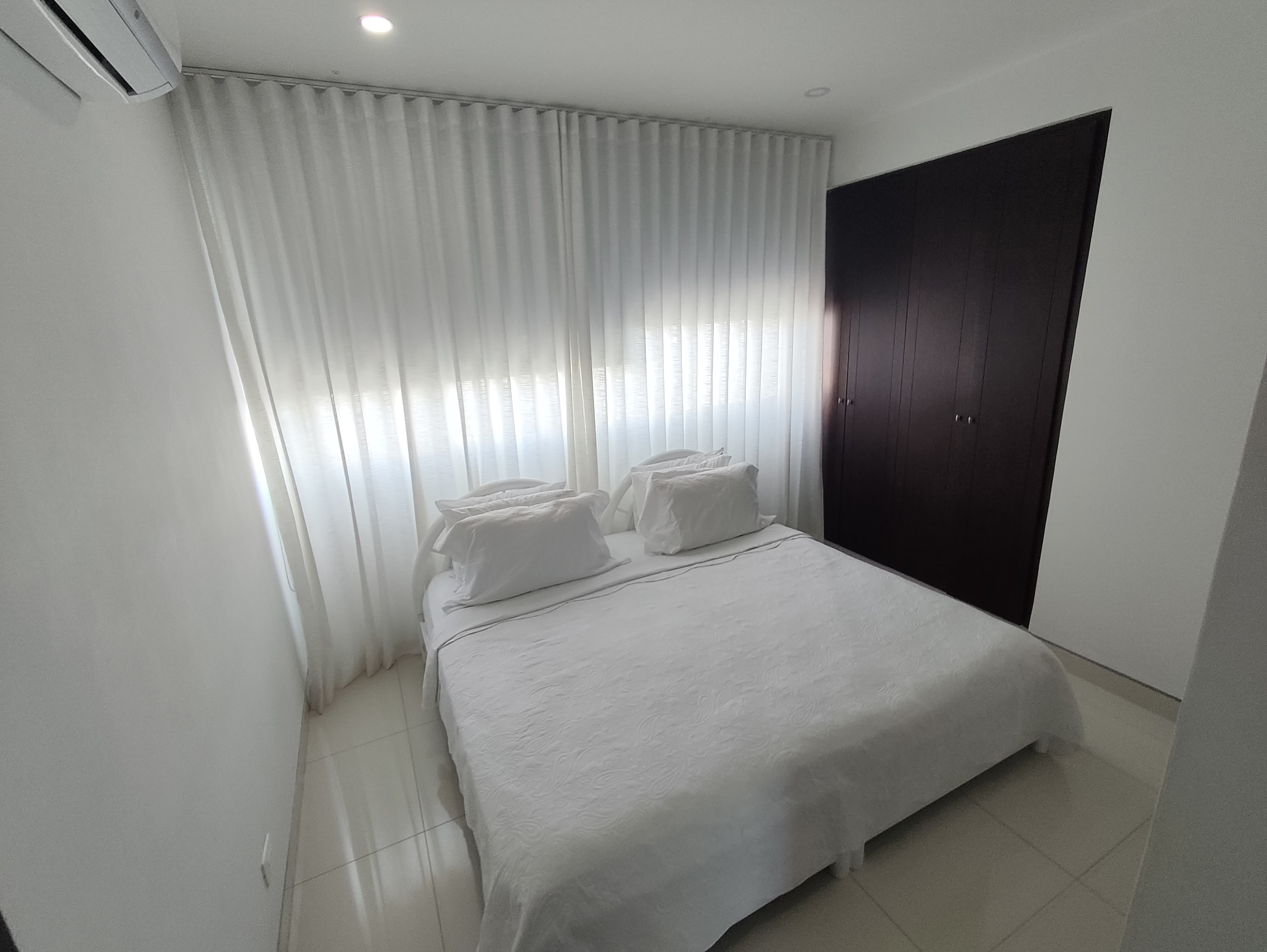 APARTAMENTO AMOBLADO EN ARRIENDO CASTILLOGRANDE - CARTAGENA