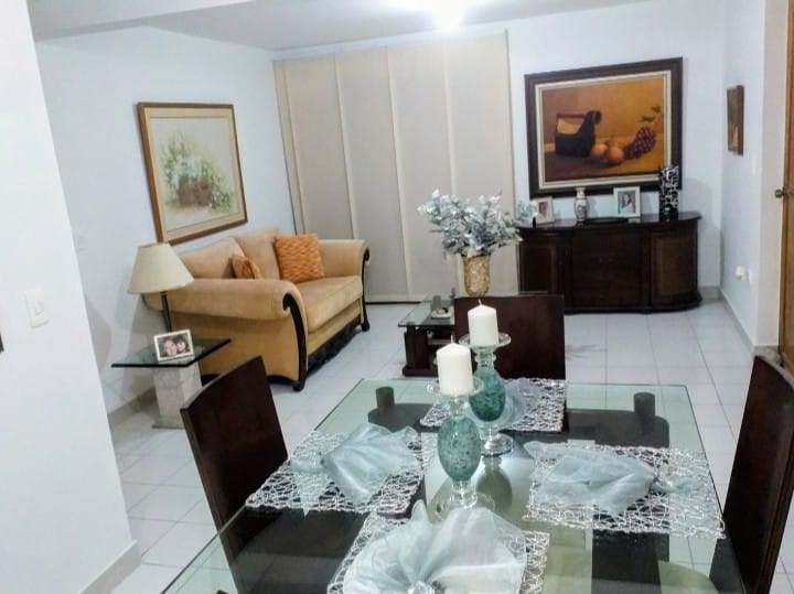 APARTAMENTO AMOBLADO EN VENTA CRESPO - CARTAGENA