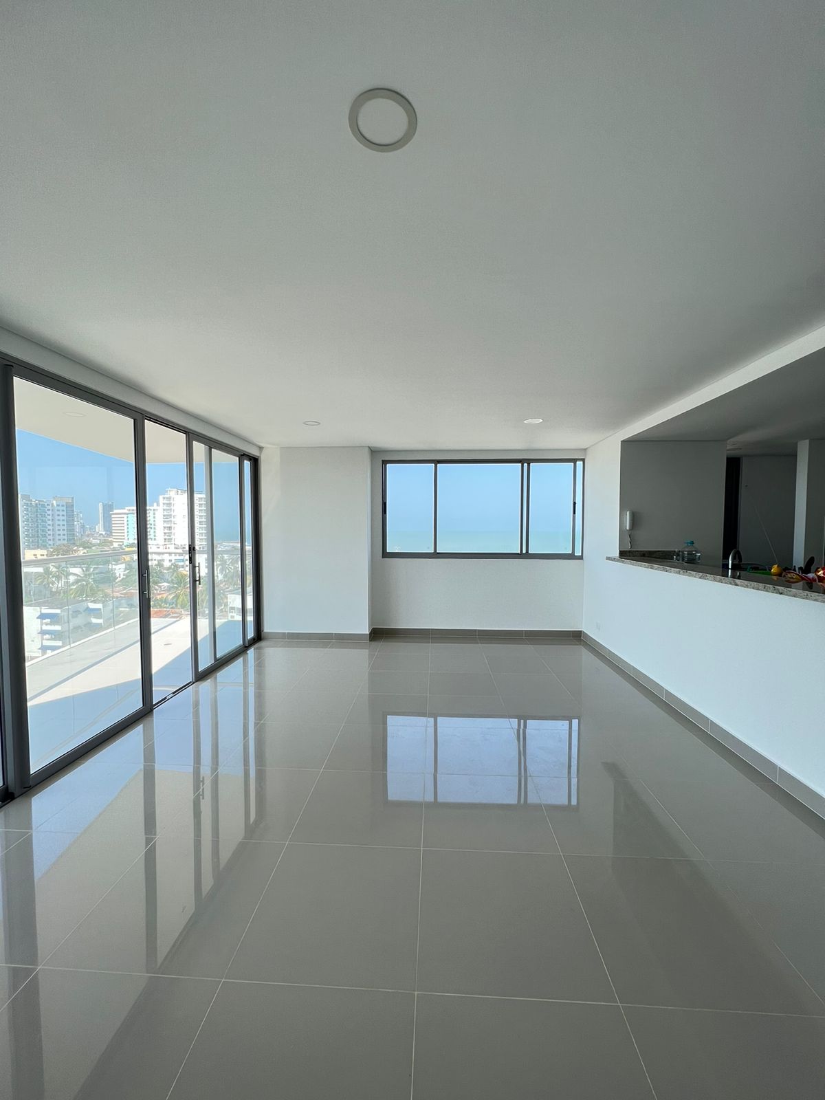 APARTAMENTO EN VENTA CRESPO - CARTAGENA