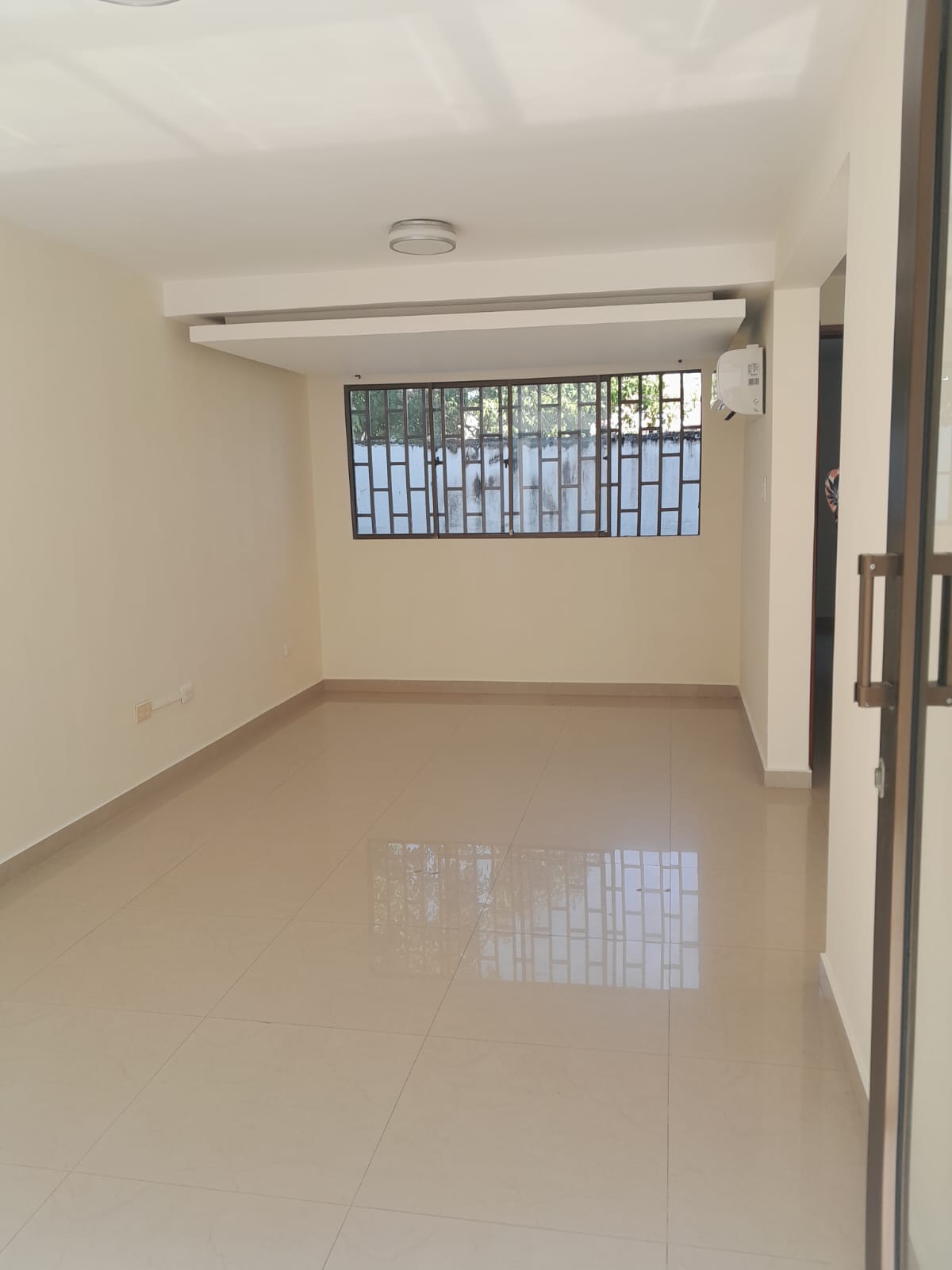 CASA EN ARRIENDO  MANGA - CARTAGENA
