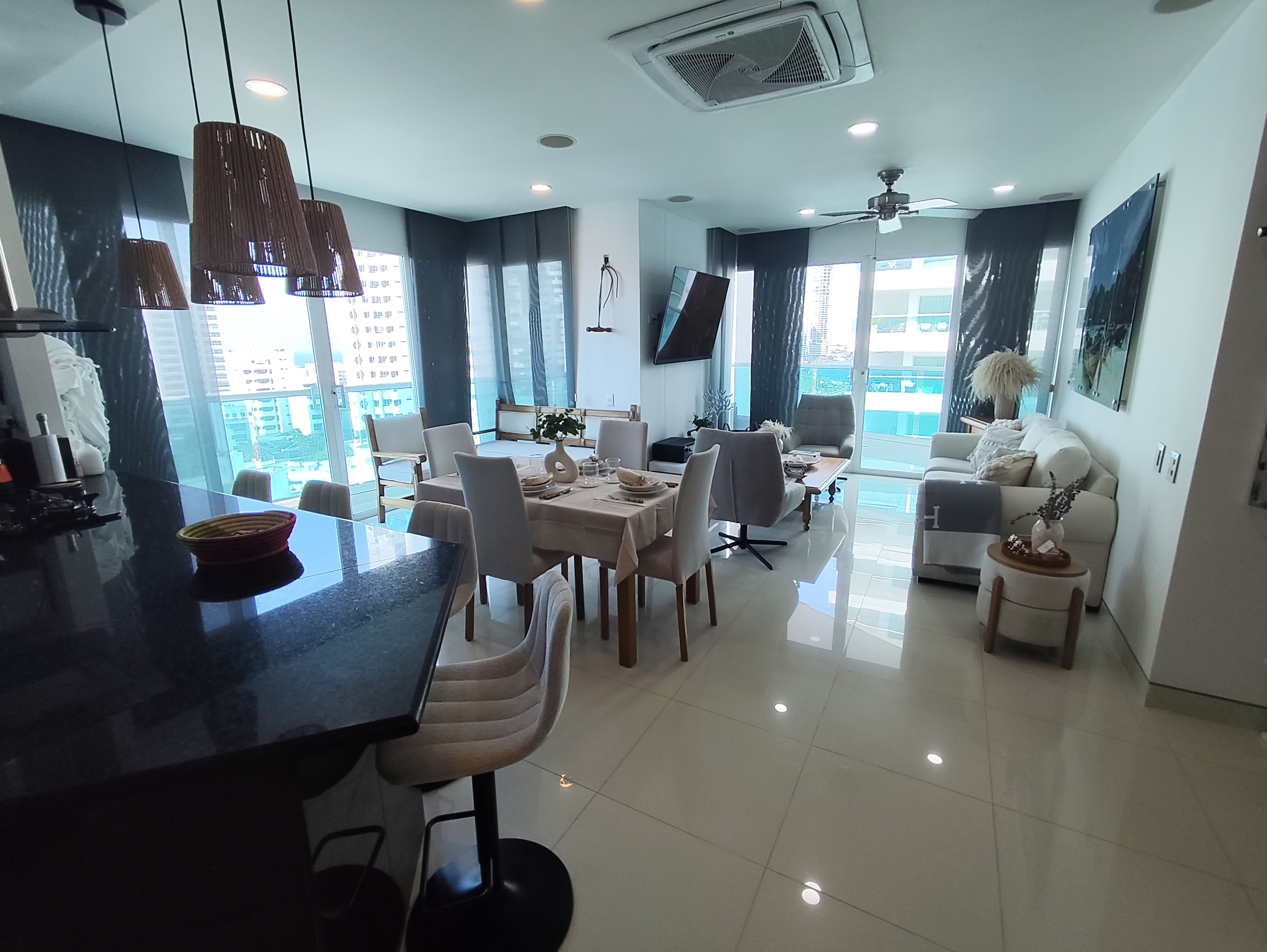 APARTAMENTO AMOBLADO EN ARRIENDO CASTILLOGRANDE - CARTAGENA